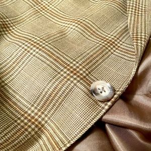 plaid sport coat two button single vent notch lapel size 41R Men’s jos a bank